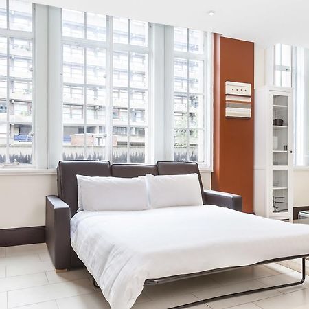 Club Living - Barbican Apartments Londra Esterno foto