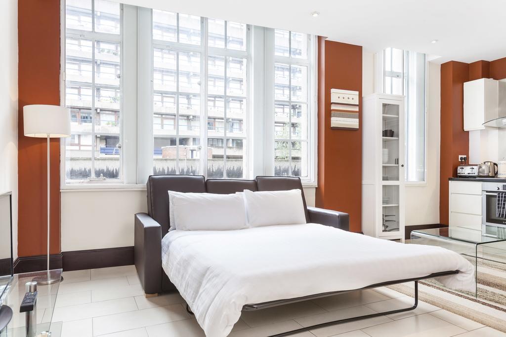 Club Living - Barbican Apartments Londra Esterno foto