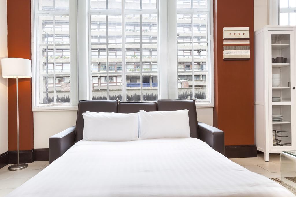 Club Living - Barbican Apartments Londra Esterno foto