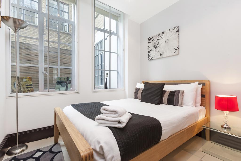 Club Living - Barbican Apartments Londra Esterno foto