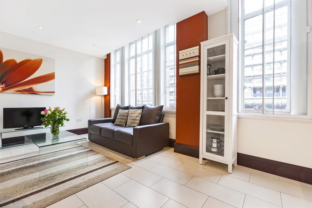 Club Living - Barbican Apartments Londra Esterno foto