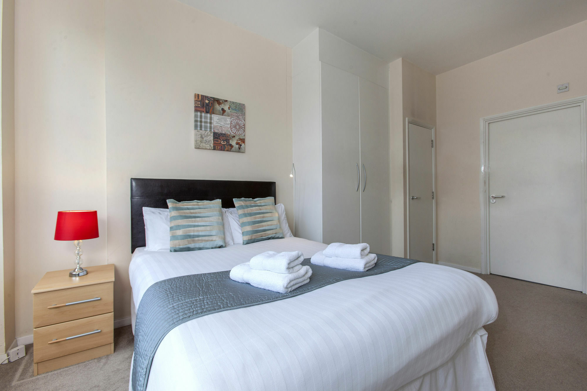 Club Living - Barbican Apartments Londra Esterno foto